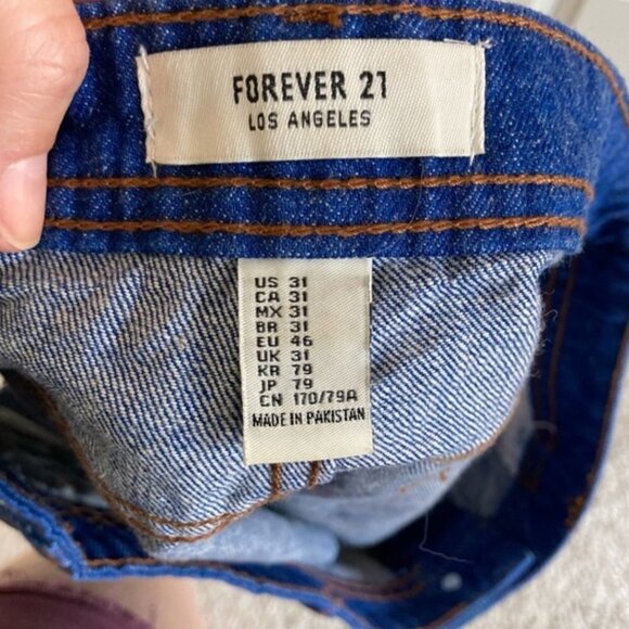 Forever 21 high rise denim cutoff jean shorts size 31 - Picture 12 of 12